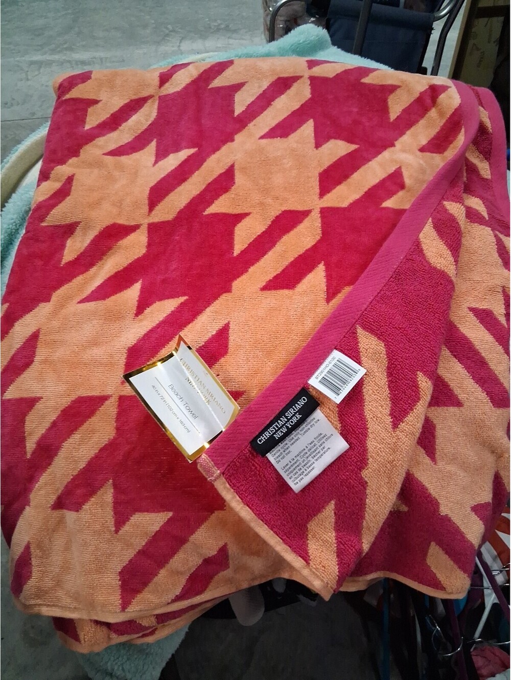 NEW CHRISTIAN SIRIANO NEW YORK OVERSIZED BEACH TOWEL 40 X 72" Pink Orange